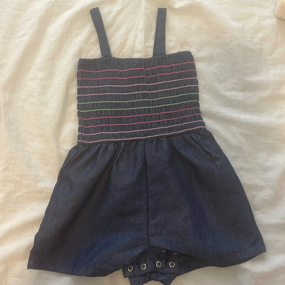 Romper never worn. Size 18months